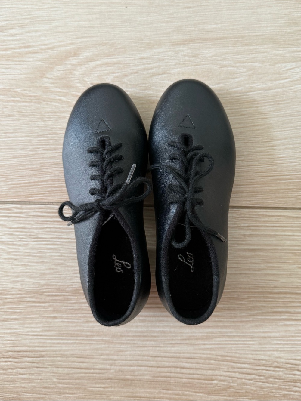 Leo Tap Shoes, kids, size 11M